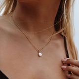Baroque – White Pearl Pendant Satellite Chain Necklace