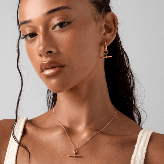 Gold Tone T-Bar Satellite Chain Necklace